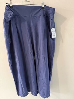 Time and Tru Wide Leg Pants in Dusty Blue